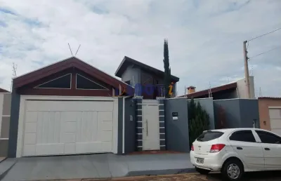 Casa com 3 quartos à venda na doutor josé elpídio franco bucci martini, 344, residencial do bosque, mogi mirim, 300 m2 por r$ 790.000