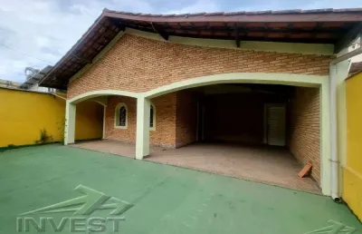 Ubatuba, mato dentro - casa com 02 quartos sendo 01 suite e edicula.