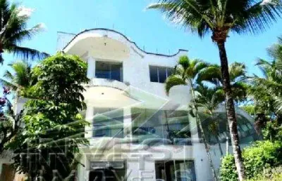 Ubatuba, ponta das toninhas - casa bem localizada com vista total para mar e praia, terreno com 1.000m2.