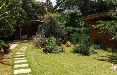 Ubatuba, corcovado- belíssima casa em meio a natureza, ótimo para fins comerciais!