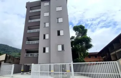 Ubatuba, centro, apartamento  com 02 dormitorios sendo 01 suite com area de lazer.ação.