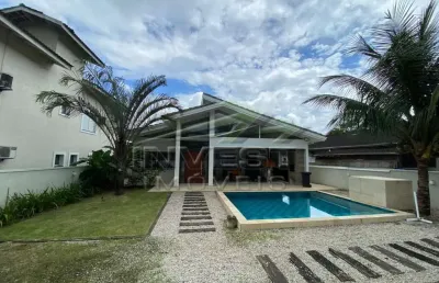 Ubatuba, ubatuba country - aconchegante casa em condomínio com segurança e portaria 24 horas.
