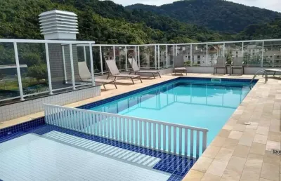 Ubatuba, toninhas- belíssimo apartamento de 2 dormitórios, sendo 1 suíte, em condomínio com piscina e a 200mts da praia!