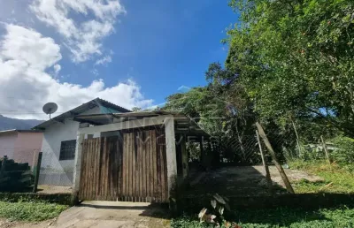Ubatuba, casa 02 dormitórios, bairro figueira, horto florestal