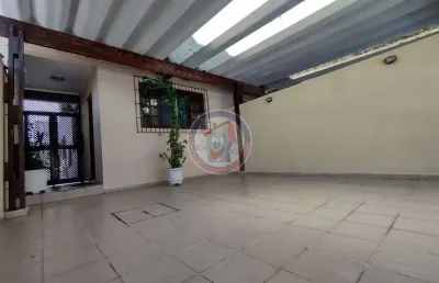 Sobrado com 2 quartos, agenor de campos, mongaguá - r$ 390 mil, cod: 15944-4