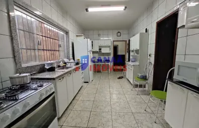 Casa com 4 quartos à venda no Conjunto José Vallim de Melo, Uberaba 