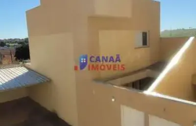 Sobrado 3 quartos 1 suíte em condomínio bairro martins