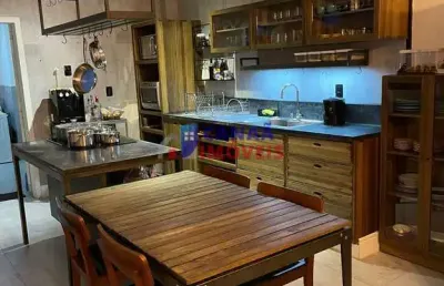 Apartamento com 4 quartos à venda no Fundinho, Uberlândia 
