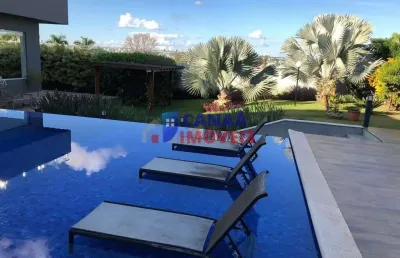 Casa alto padrão, com 6 suítes, uma suíte master completa! uberlândia