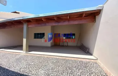 Casa com 3 quartos à venda no Santa Rosa, Uberlândia 
