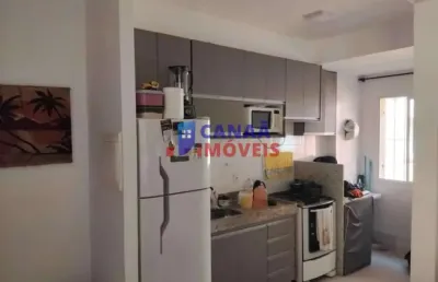 Apartamento térreo 2 quartos com área externa garden próximo supermaxi morumbi