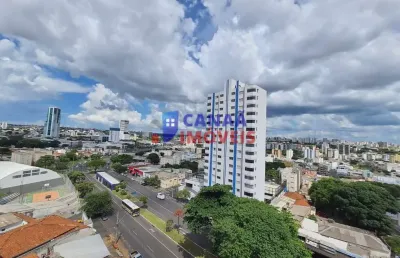 Apartamento com 4 quartos, 4 vagas de garagem, 280m² na  região central