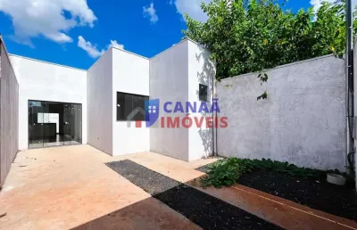 Casa com 3 quartos, sendo 1 suíte - bairro laranjeiras
