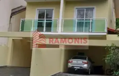 Sobrado à venda no condomínio villa d’este – cotia/sp 3 dormitórios | suíte com sacada | 3 vagas