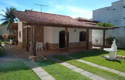 Casa com 3 dormitórios à venda, 175 m² por r$ 1.500.000,00 - costa azul - rio das ostras/rj