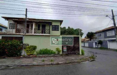 Casa duplex, 3 quartos, sendo 1 suíte, no jd. mariléa