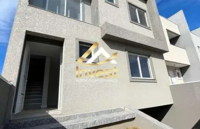 Triplex 3 quartos, sendo 1 suíte - em ótima localização no santa paula