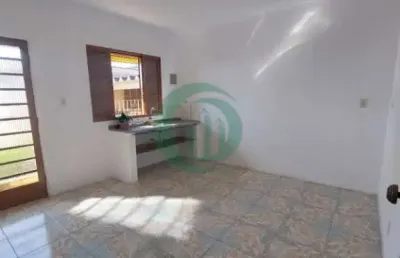 Casa com 2 quartos para alugar na Vila Progresso, Santo André 