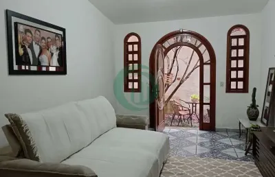 Casa com 5 quartos à venda na Vila Pires, Santo André 