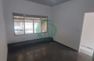 Casa com 2 quartos para alugar na Vila Linda, Santo André 