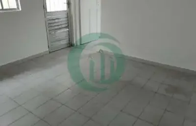 Casa assobradada à venda na vila eldízia, em santo andré.