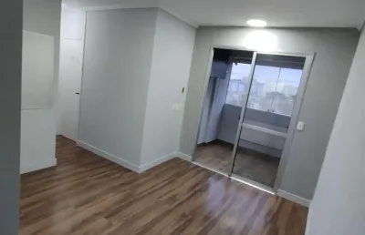Apartamento com sacada expandida!! lazer e praça próximo!