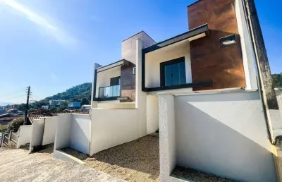 Casa com 3 quartos à venda em Água Verde, Blumenau 