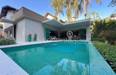 Casa mobiliada com 3 suítes e piscina na itoupava norte!
