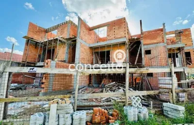 Triplex 3 suítes 2 vagas cobertas na escola agrícola!