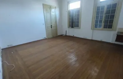 Sala comercial no centro de santos (sp), em edifício histórico por r$ 150.000,00!
