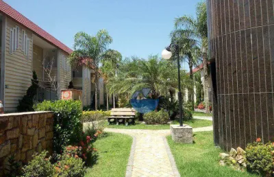 Village com 2 dormitórios à venda, 138 m² por r$ 780.000,00 - mirim - praia grande/sp