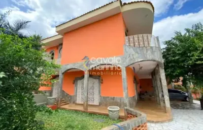 Casa à venda com 4 quartos e piscina, 336m² - ribeirânia.