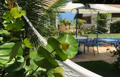 Casa exclusiva frente mar, 4 suítes, piscina privativa