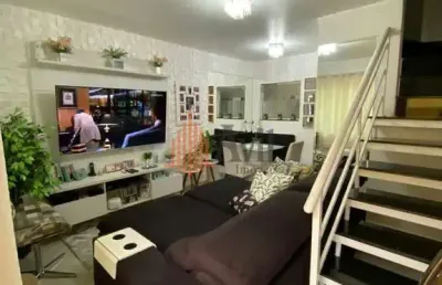 Casa de condomínio 60m² com 2 suítes à venda no carrão