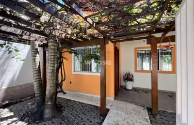 Casa à venda em colina de laranjeiras - 200m², 3 dormitórios