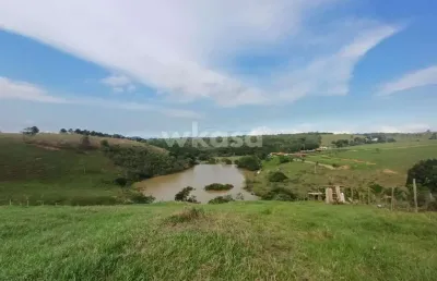 Terreno à venda no Caçaroca, Serra 