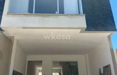 Casa com 3 quartos à venda no Portal de Jacaraípe, Serra 