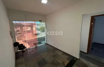 Casa comercial à venda no Parque Residencial Laranjeiras, Serra 