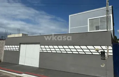 Casa com 4 quartos à venda no São Francisco, Serra 