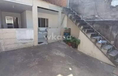 Casa com 2 quartos à venda no Jardim Carapina, Serra 