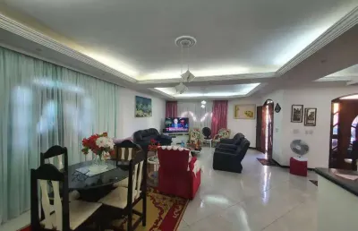 Apartamento para aluguel com 500 metros quadrados com 3 quartos