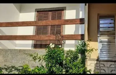 Sobrado com 3 dormitórios à venda, 130 m² por r$ 376.000,00 - centro (vargem grande paulista) - var