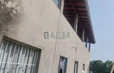 Casa á venda na vila santa catarina - varzea paulista