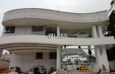 Belíssima residência para venda no charmoso condomínio terras da alvorada