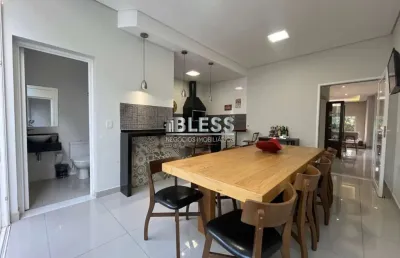 Casa de rua à venda no bairro chácara malota - jundiaí - ca03344