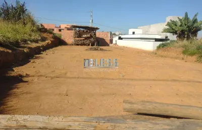 Terreno á venda no parque petrópolis - várzea paulista