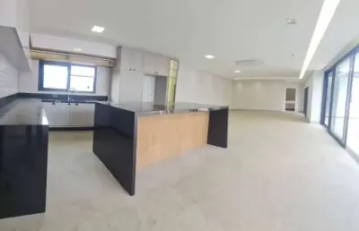 Sobrado condomínio terra cota com piscina e elevador