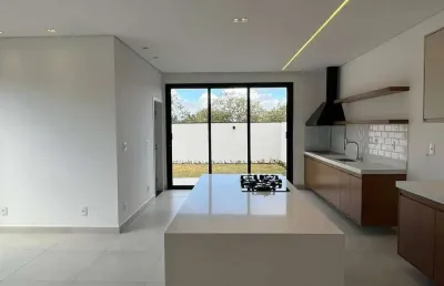 Casa com 3 quartos à venda na Rua Cesario Delboni, 1, Loteamento Park Gran Reserve, Indaiatuba
