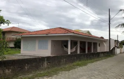 Casa com 4 quartos para alugar no balneário ponta do papagaio (ens brito), palhoça  por r$ 3.000
