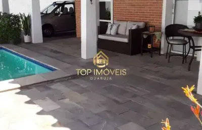 Casa térrea com piscina próxima a praia, enseada, guarujá sp